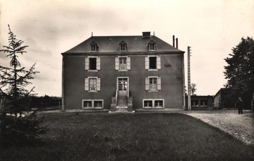 L'hospice "Chauvin" (sur la route de La Rabatelière).